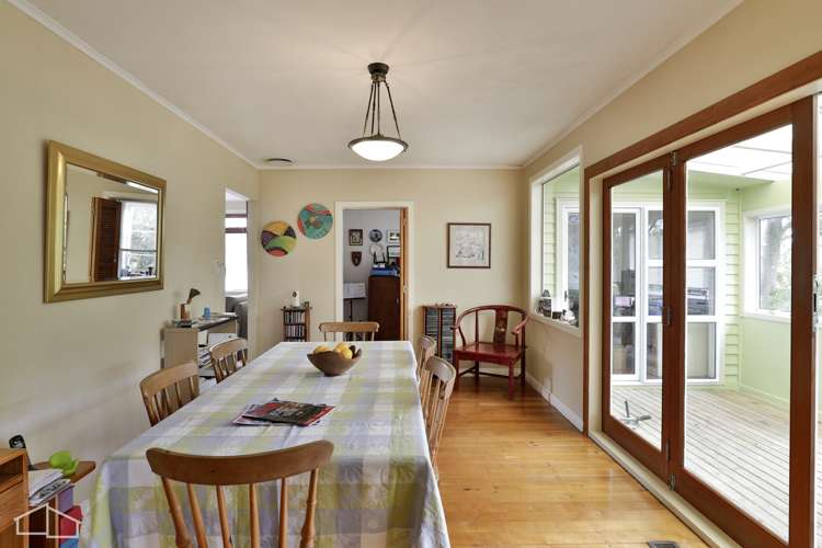 54 Clayburn Road Glen Eden_7