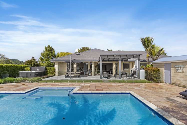 81 Whitford Park Road Whitford_49