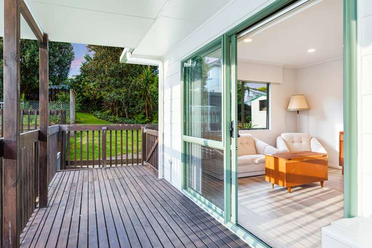 171 Edmonton Road Te Atatu South_10