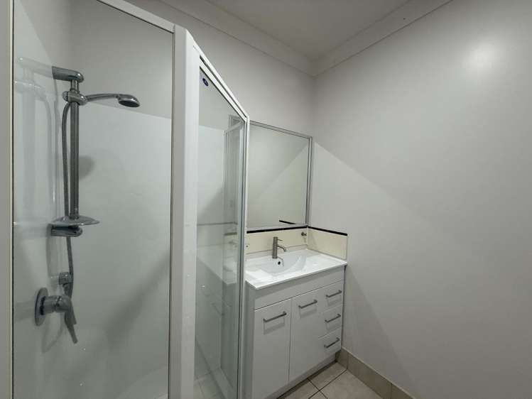 11E Clearwater Cove West Harbour_10