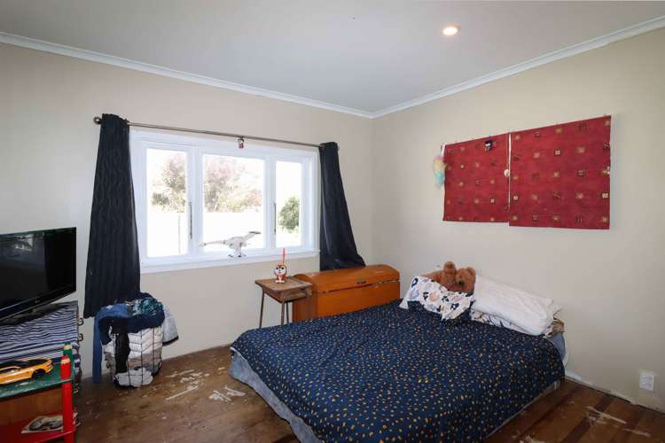 1395 Opaki Kaiparoro Road Mauriceville_8