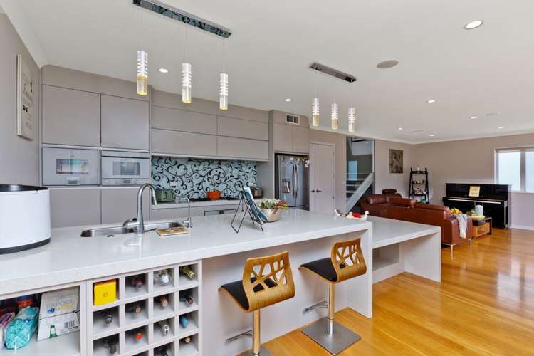 6 Tarahanga Street Northcote_18