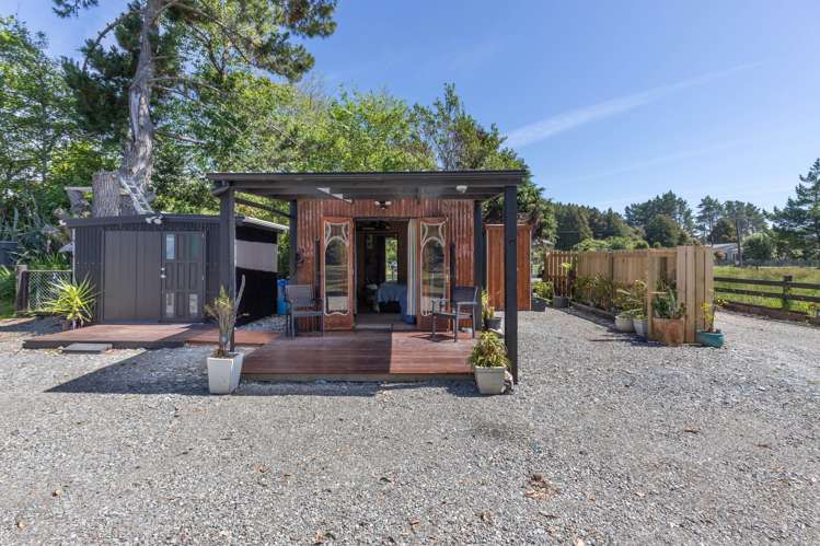 Pandora Avenue Camerons_9