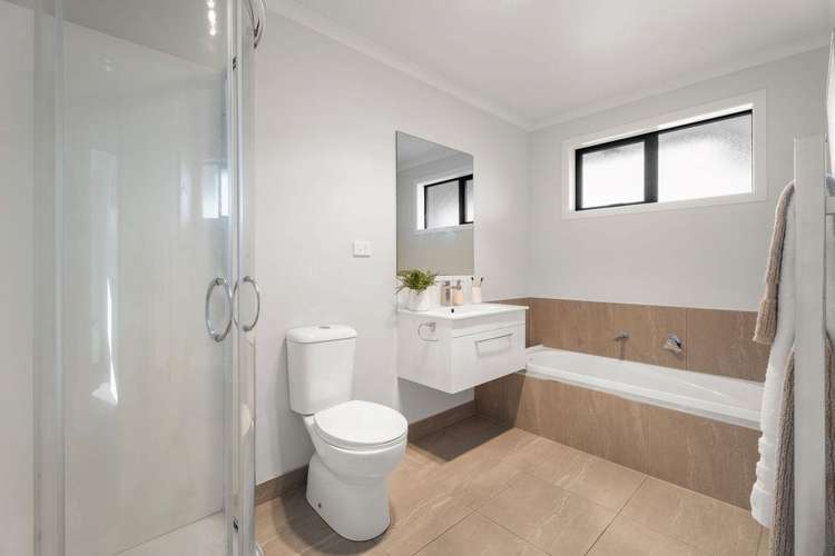 62 Benjamin Avenue Rototuna North_10