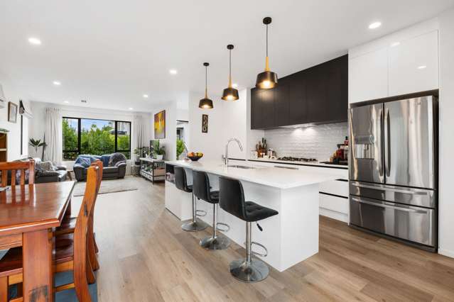 61 Godfrey Drive Orewa_2
