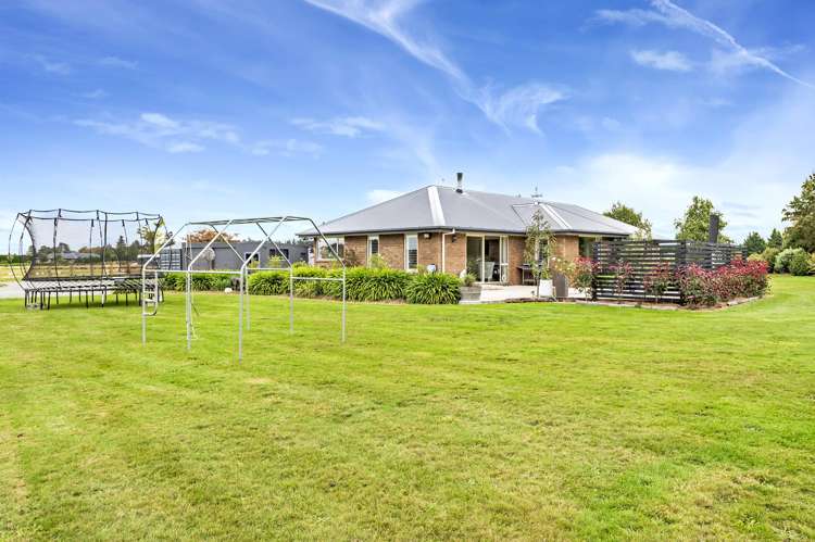 211 Bangor Road Darfield_30