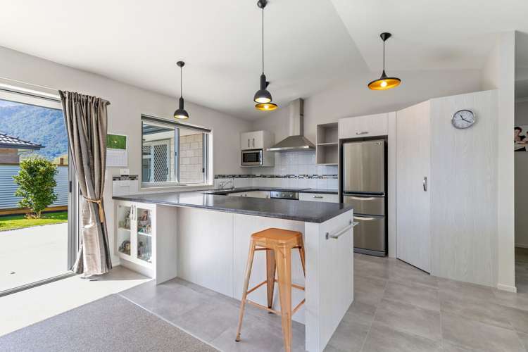 77 Ritchie Street Te Aroha_14