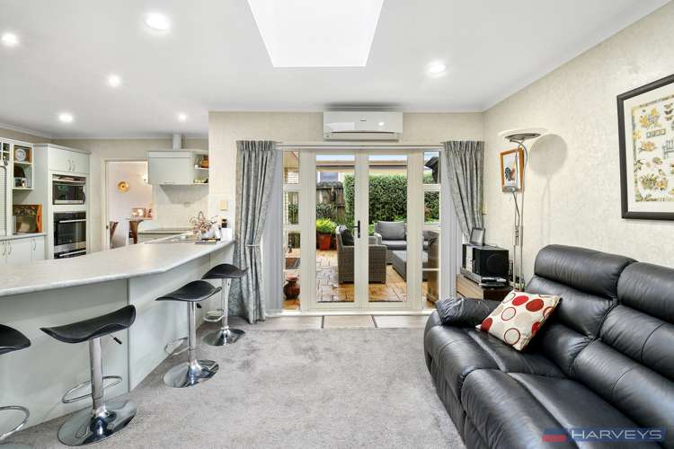 4 Stewart Gibson Place Manurewa_8