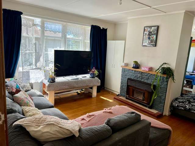 Central Whangarei 4-Bedroom Gem with New Bathroom
