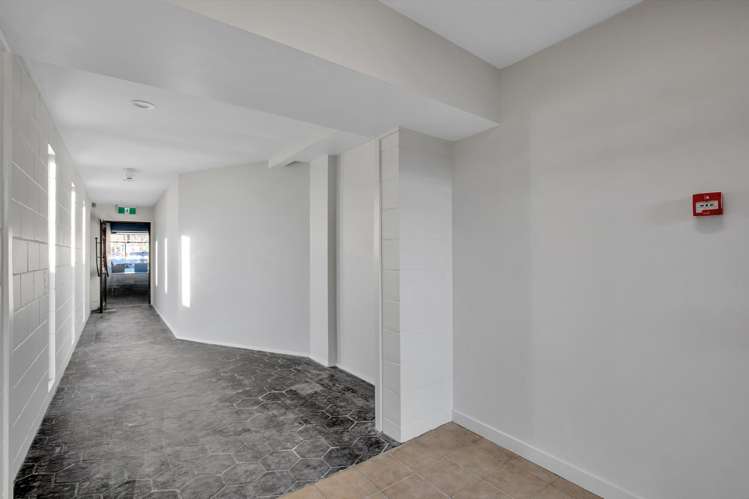 374 Riccarton Road Upper Riccarton/Church Corner_8