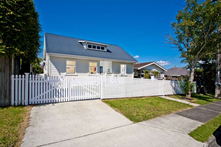 3 Egremont Street Belmont_15