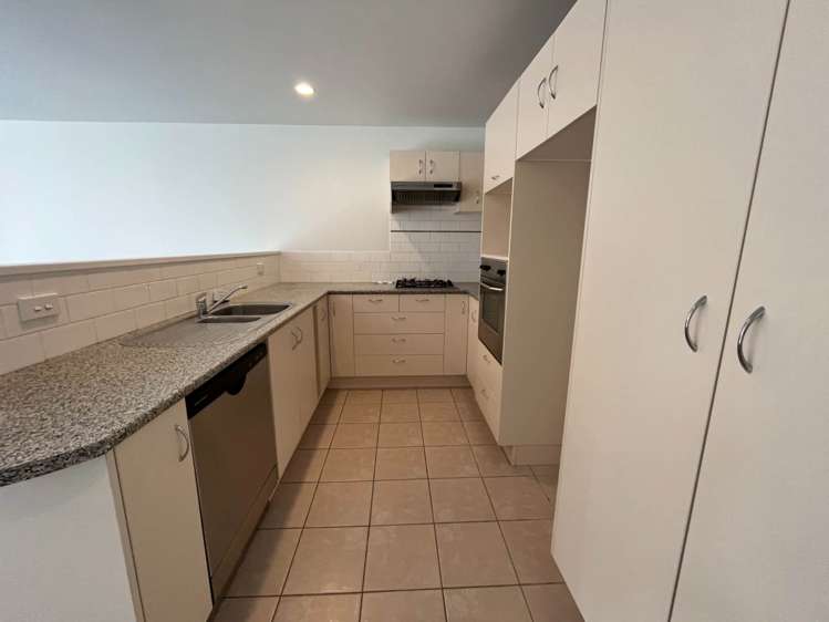 48 Palmgreen Court Stanmore Bay_5