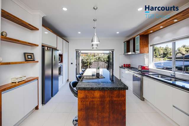Beautiful 5-bedroom in Mission Heights