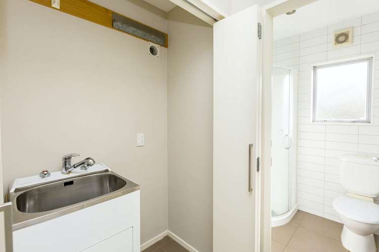 869b High Street Boulcott_11