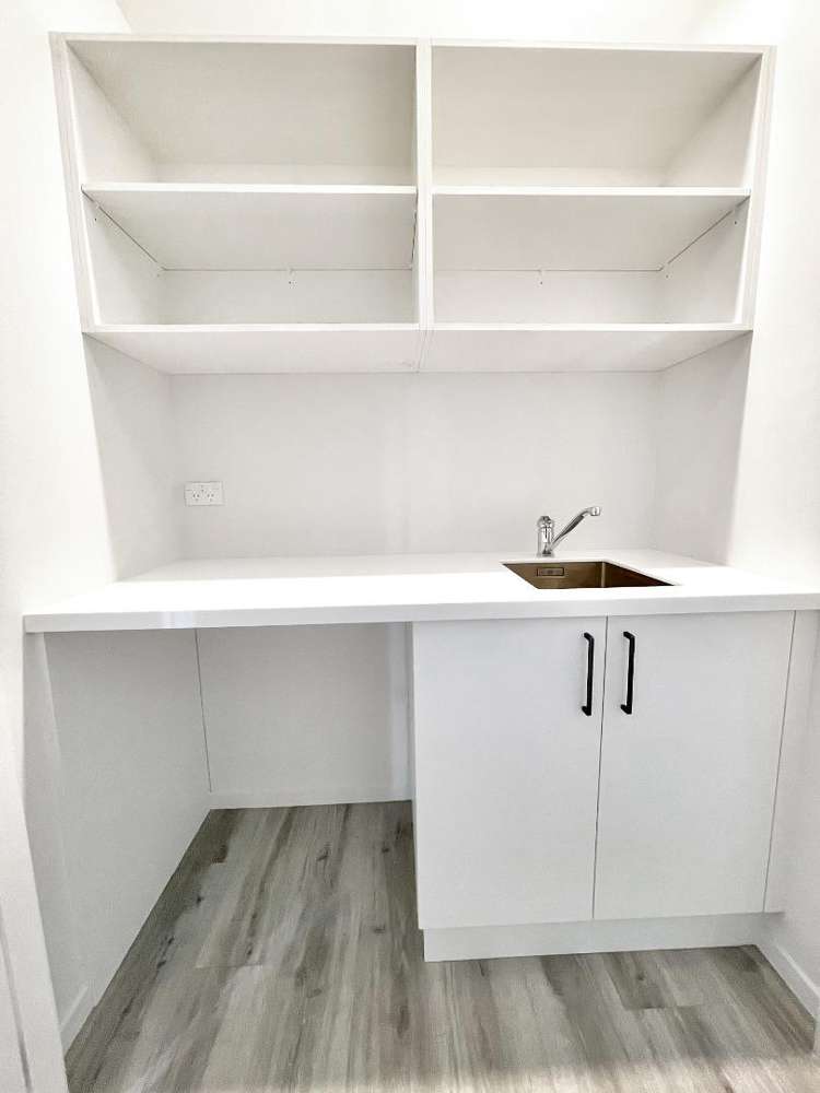 99F Factory Road 10288_7