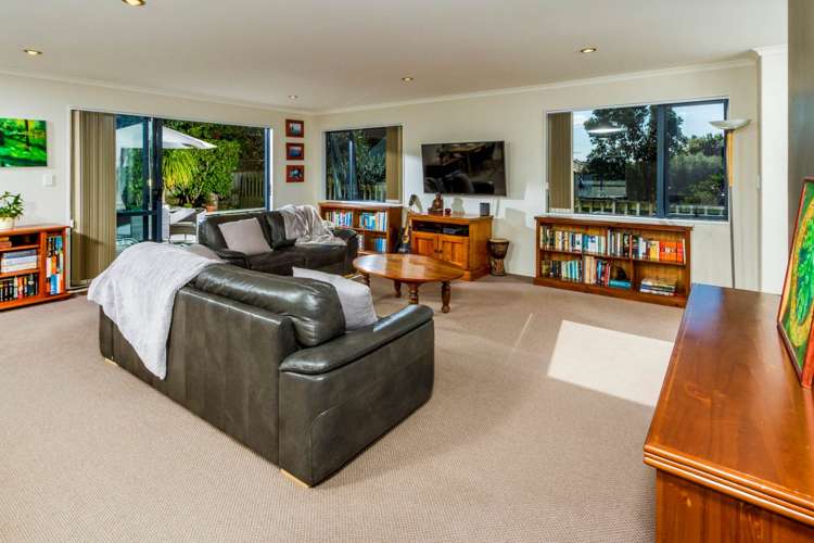 762a East Coast Road Oteha_16