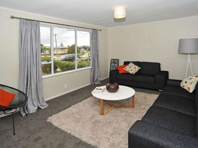27 Beaumonts Way Manurewa_1