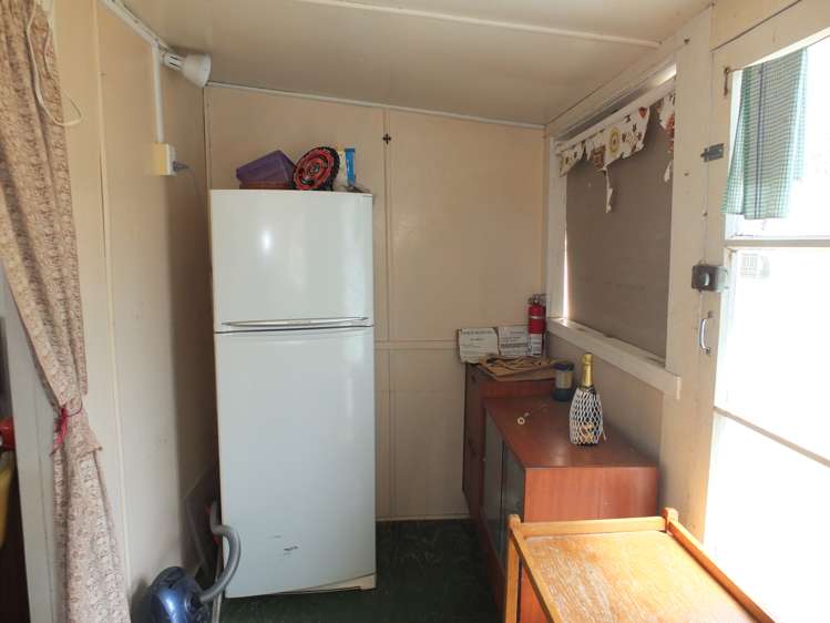 7 Ocean Beach Street Foxton Beach_13