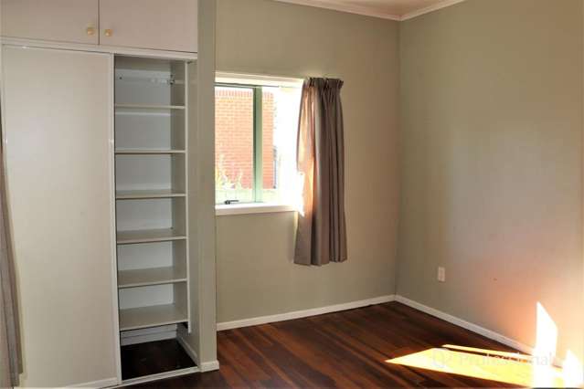 9 Greers Road Weymouth_3