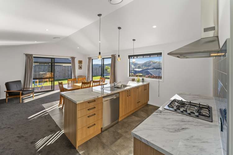 8 Huntaway Close Stoke_5