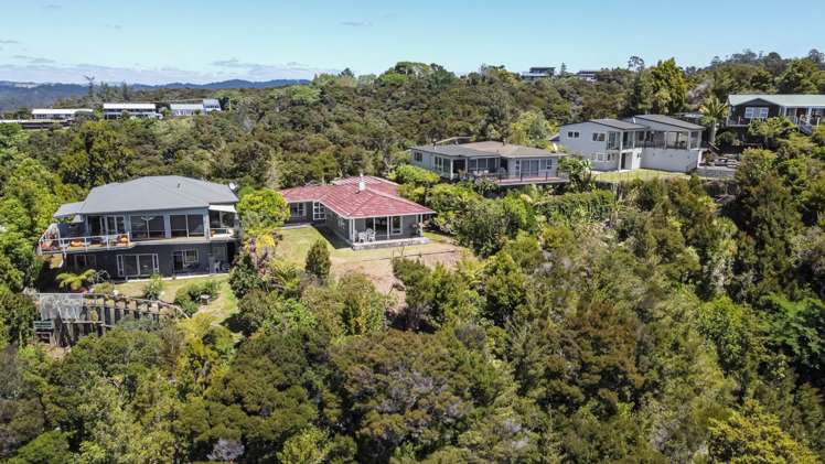 8 Sir George Back Street Opua_22