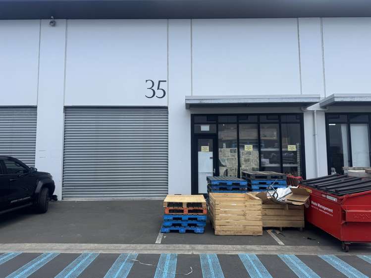 35/9 Chonny Crescent Manurewa_1