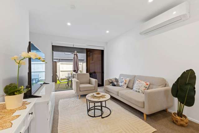 10 Magnetite Lane Flat Bush_4