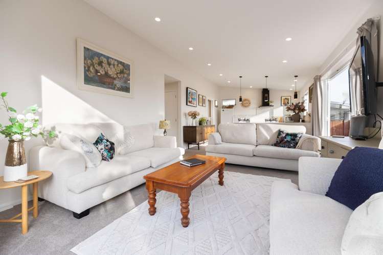 67 Renown Road Raumati South_14