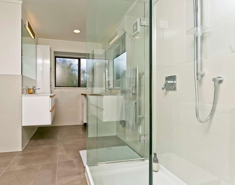 2/11 Faulkner Road Northcote Point_13