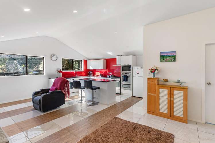 679 Runciman Road Drury_17