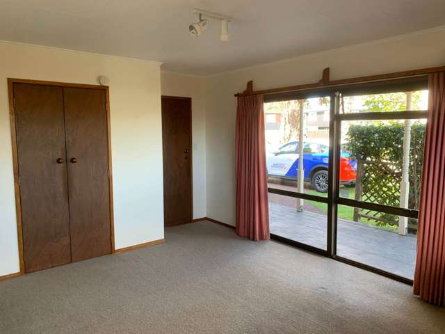 23 Centreway Road Orewa_3