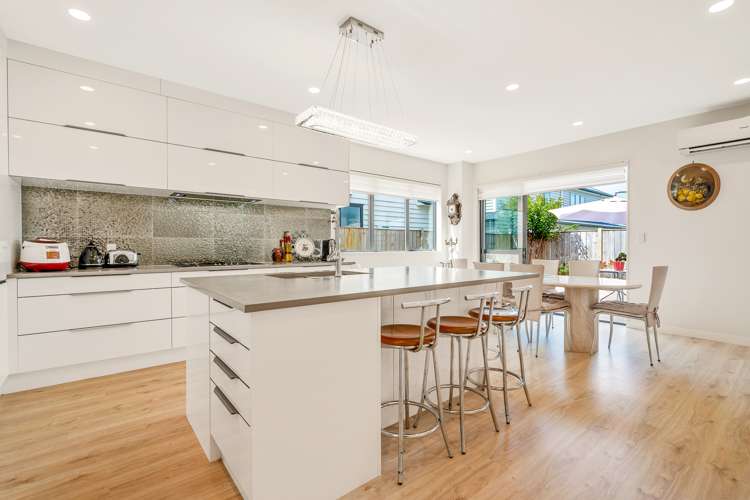 9 Bomber Lane Whenuapai_1