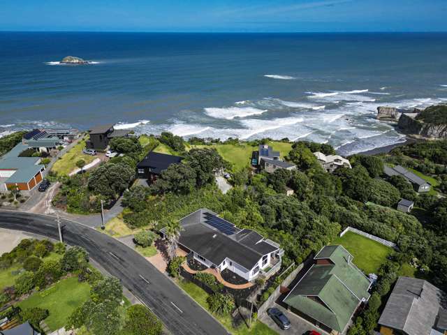 77 Waitea Road Muriwai_1