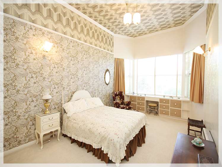 79 Queen Street West Levin_11