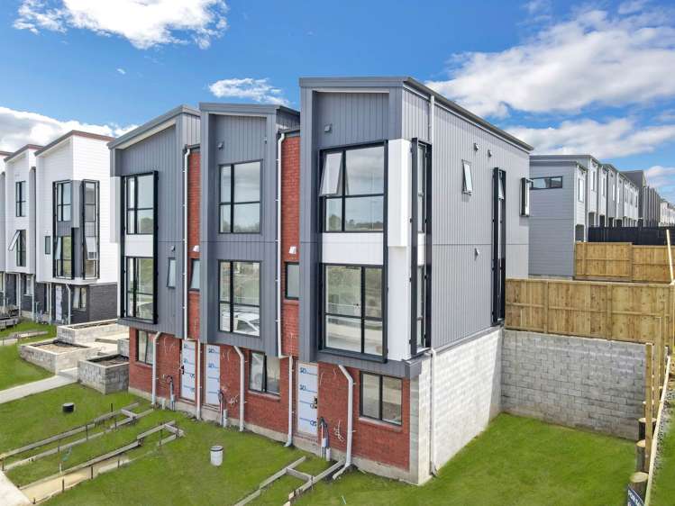 42 Whakatupu Road Flat Bush_2