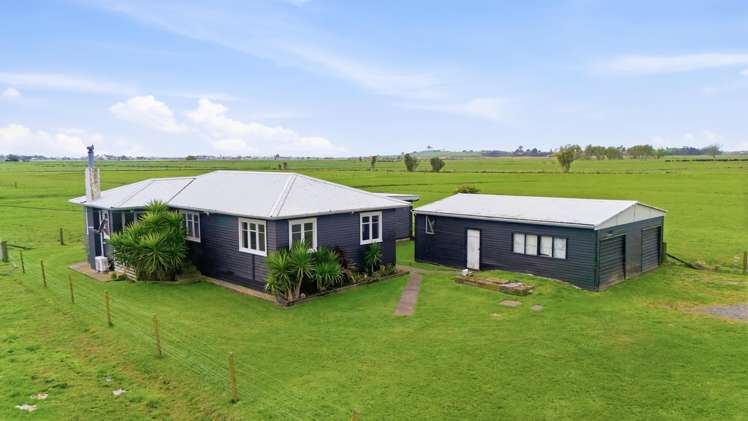 155 Cutwater Road and 2 Gardiner Place Pukehina_27