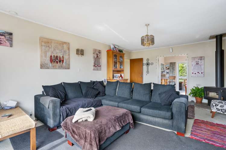 8 Bodi Place Te Atatu South_6