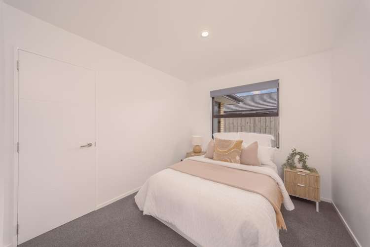 169 Faringdon Boulevard Rolleston_9