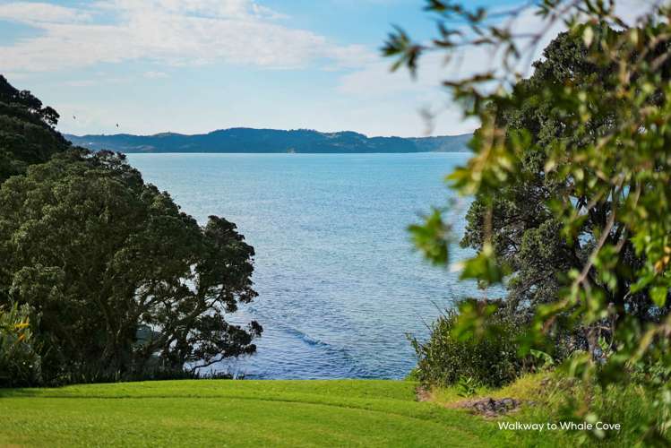 3 Elgin Place Red Beach_33