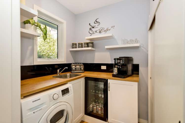 55A Lakings Road_5