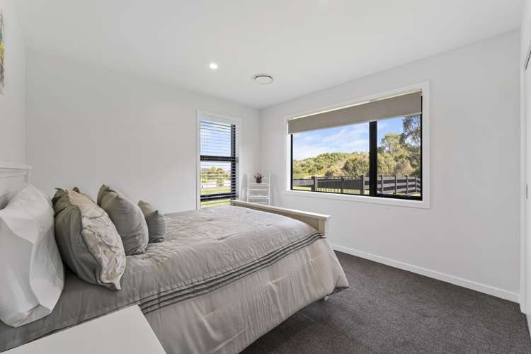 12 Kahikatea Drive Kinloch_15