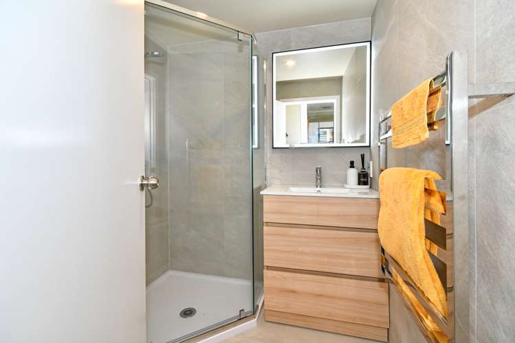 21 Hatherlow Street Glenfield_10