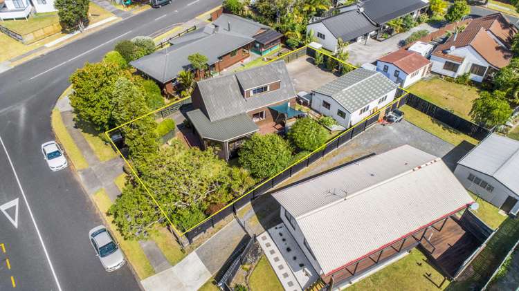 4 Hadley Wood Drive Wattle Downs_0