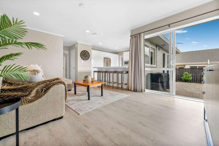 31 Newinn Crescent East Tamaki Heights_14