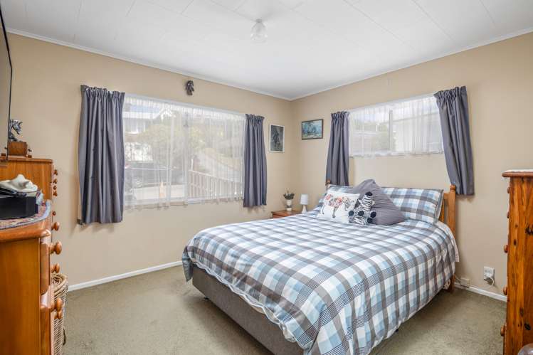 4 Kahikatea Grove Paparangi_6