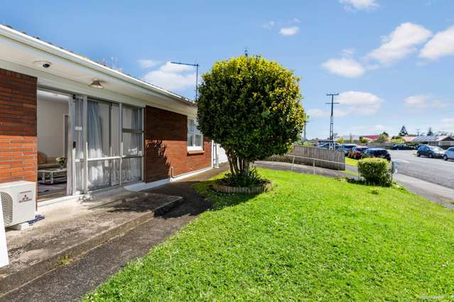 2/55 Gray Avenue Mangere East_2