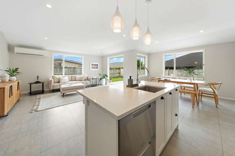 14 Eric Farley Drive Kumeu_6