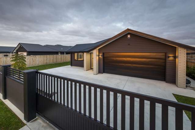 54 Pharazyn Street Feilding_1