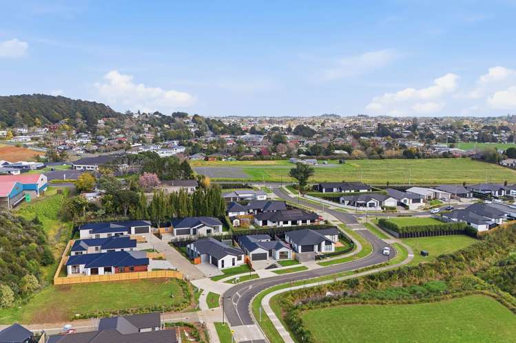 12 Rongoa Maori Way Pukekohe_25