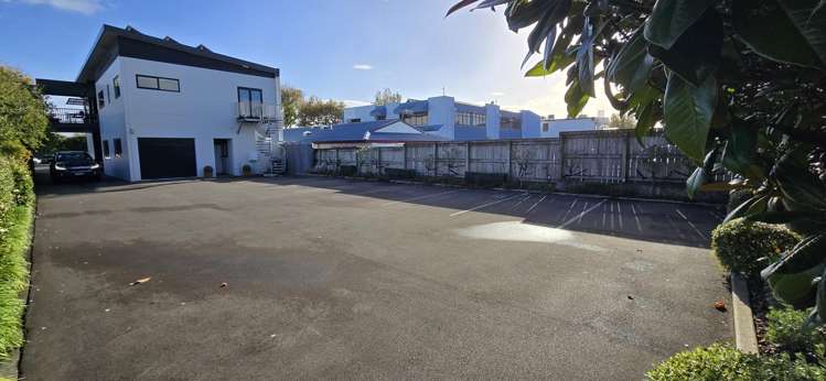 324 Broadway Avenue Palmerston North_10